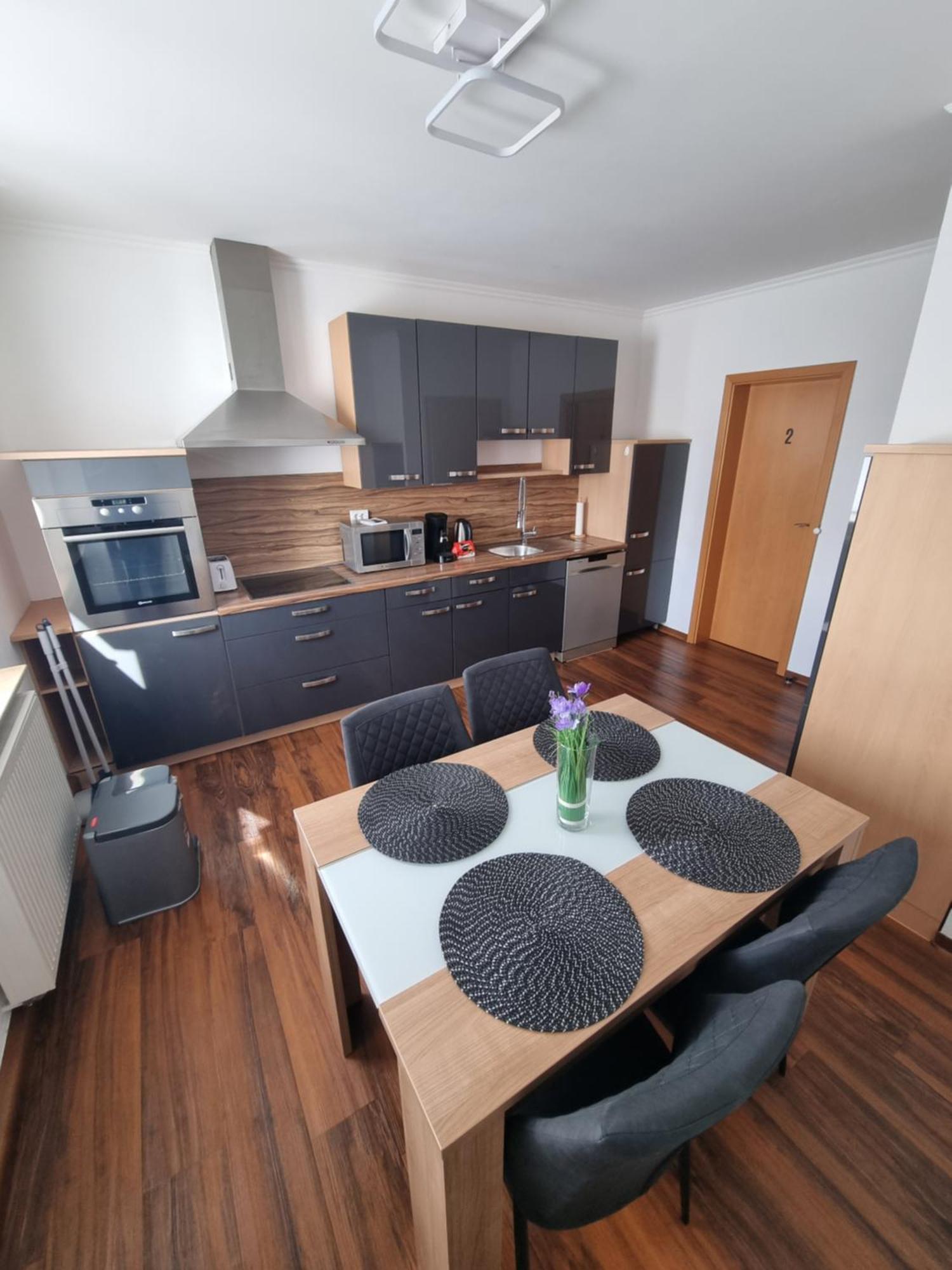 1-2 Personen Zimmer In Кассель Экстерьер фото